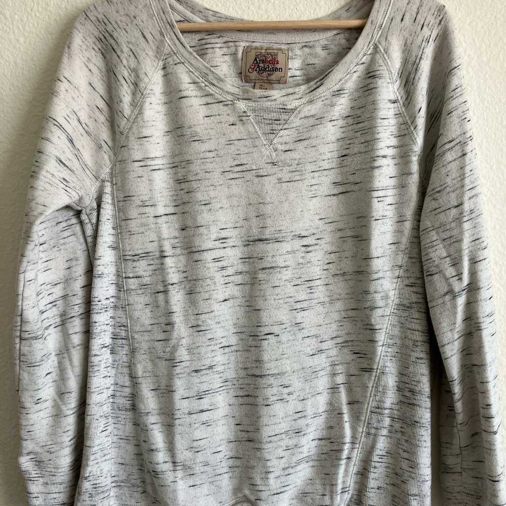 Gray Crew Neck Sweater with Textured Knit